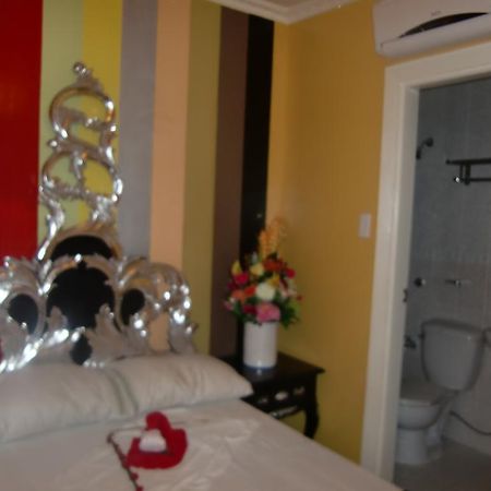 Manila Venetian Hotel Екстериор снимка