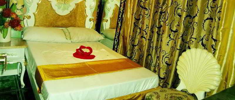 Manila Venetian Hotel Екстериор снимка