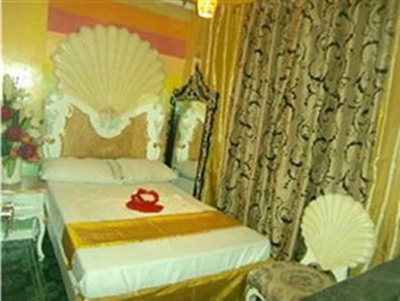 Manila Venetian Hotel Екстериор снимка